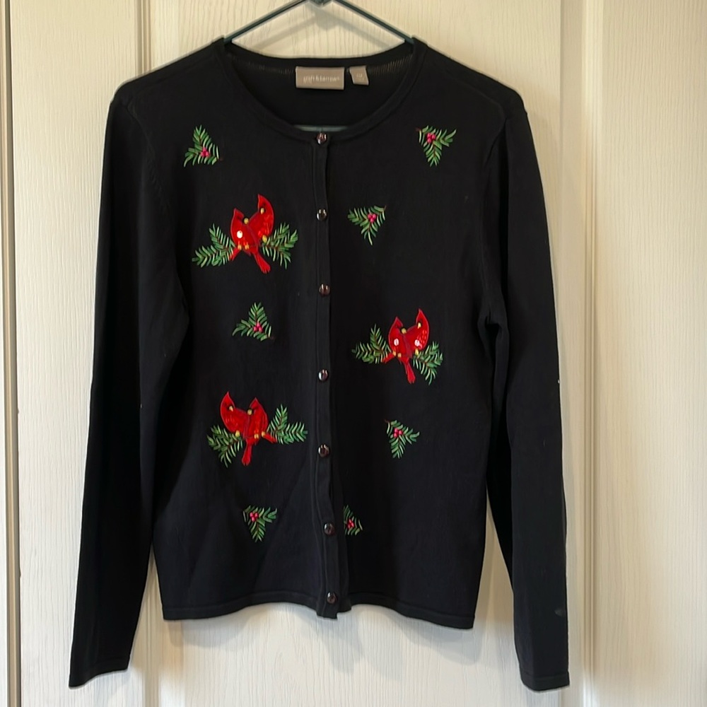 ๐ป3/$15 Croft & Barrow Cardinal Button Sweater-PM - Picture 1 of 6